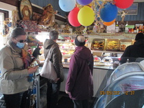 En kopp kaffe i kafé Flundran.