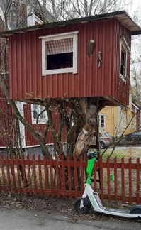 Det finns höghus av många slag.