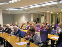 Föreningens medlemmar på vårmöte.