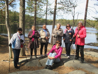 Utsikten förgyller stavgången.