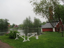 Strömfors bruk ligger vid den västra älvfåran av Kymmene älv, som 1721-1809 var gräns mellan Konungariket Sverige och Kejsardömet Ryssland. 