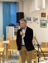 Henrik Meinander berättar om Helsingfors historiska perioder.